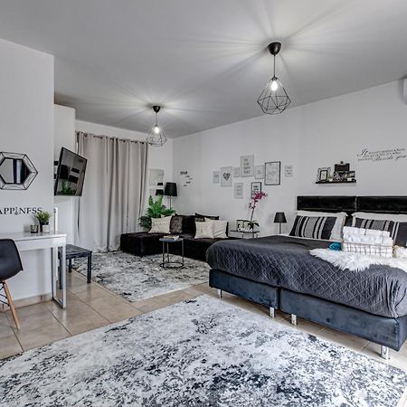 Milo Luxury House -Free Airport Pick Up-10Min Drive Villa Markópoulon Exterior foto
